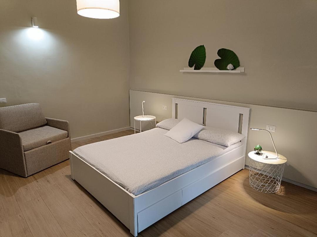 Appartement Simply House In Bari Twin Extérieur photo